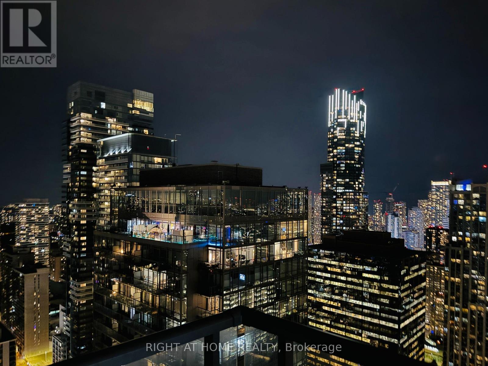 4506 - 832 Bay Street, Toronto, Ontario  M5S 1Z6 - Photo 21 - C12500248