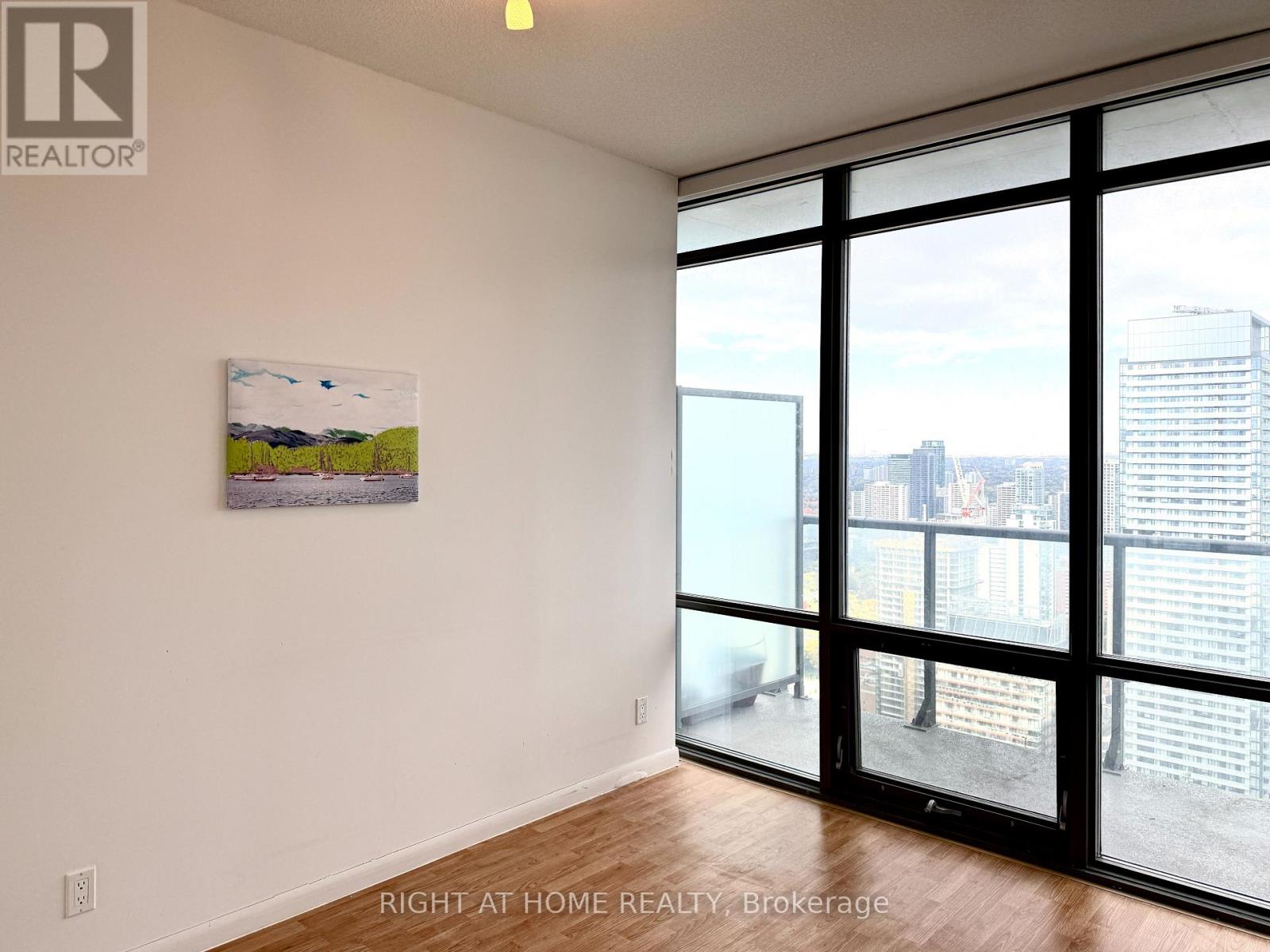 4506 - 832 Bay Street, Toronto, Ontario  M5S 1Z6 - Photo 9 - C12500248