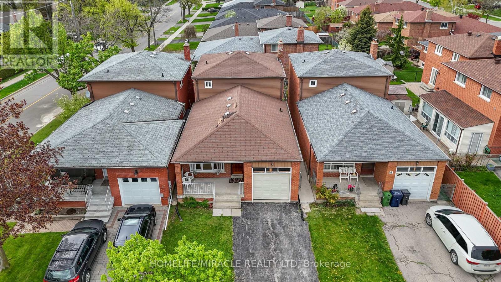 4 GREENDOWNS DRIVE, Toronto, Ontario