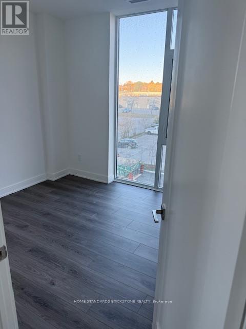 B302-715 Davis Drive, Newmarket, Ontario  L3Y 0J2 - Photo 8 - N12500230