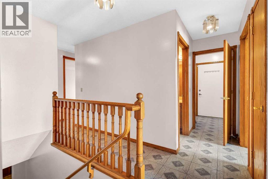 125 Edgebrook Road Nw, Calgary, Alberta  T3A 4N3 - Photo 21 - A2252983