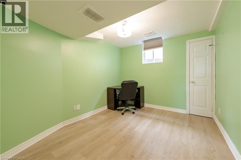 263 Hepburn Crescent, Hamilton, Ontario  L9C 7T3 - Photo 40 - 40783709