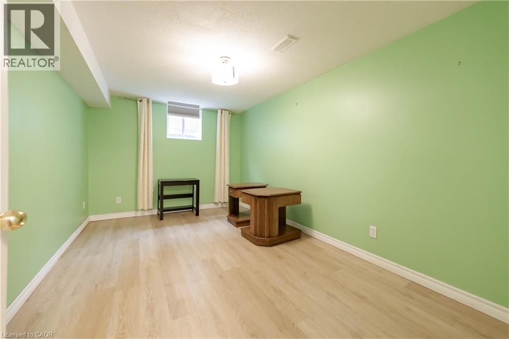 263 Hepburn Crescent, Hamilton, Ontario  L9C 7T3 - Photo 43 - 40783709