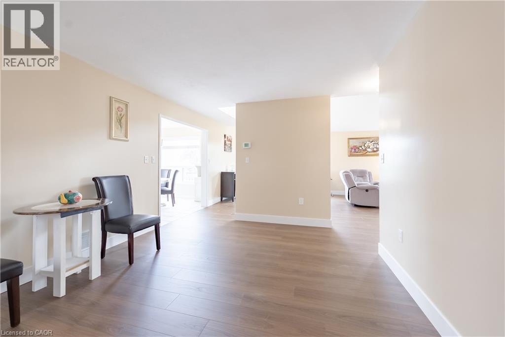 263 Hepburn Crescent, Hamilton, Ontario  L9C 7T3 - Photo 13 - 40783709