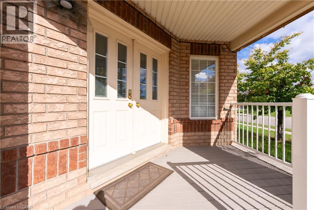 263 Hepburn Crescent, Hamilton, Ontario  L9C 7T3 - Photo 4 - 40783709