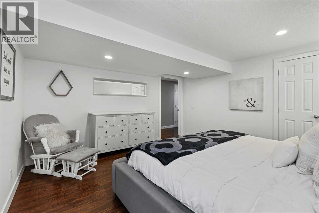 875 Midridge Drive Se, Calgary, Alberta  T2X 1H4 - Photo 36 - A2267478