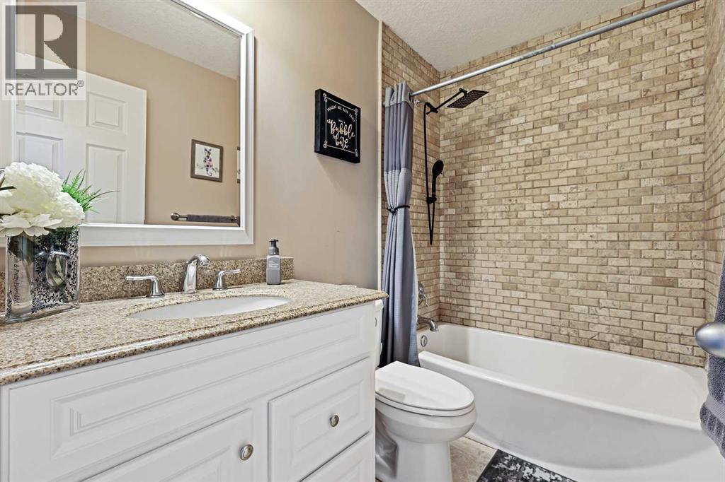 875 Midridge Drive Se, Calgary, Alberta  T2X 1H4 - Photo 27 - A2267478