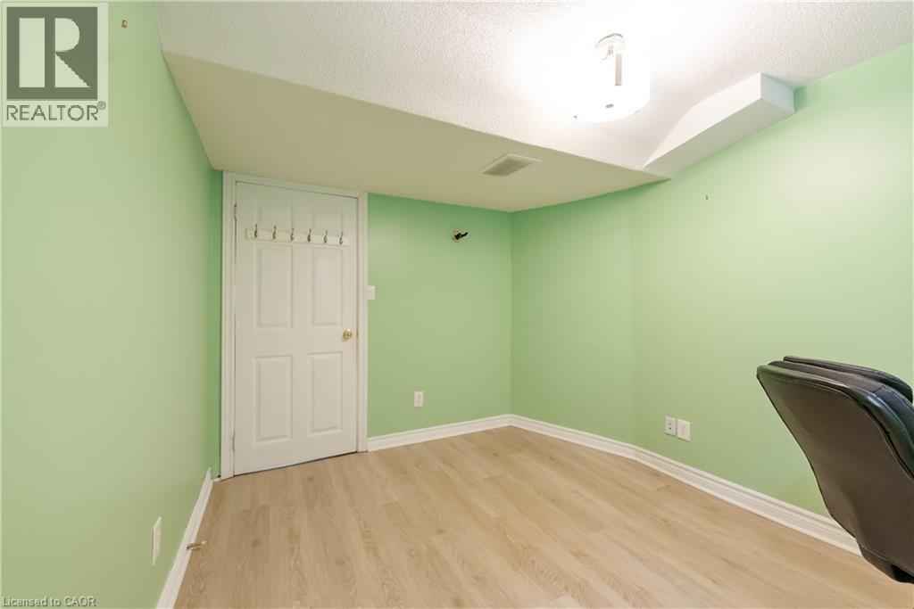 263 Hepburn Crescent, Hamilton, Ontario  L9C 7T3 - Photo 41 - 40783709