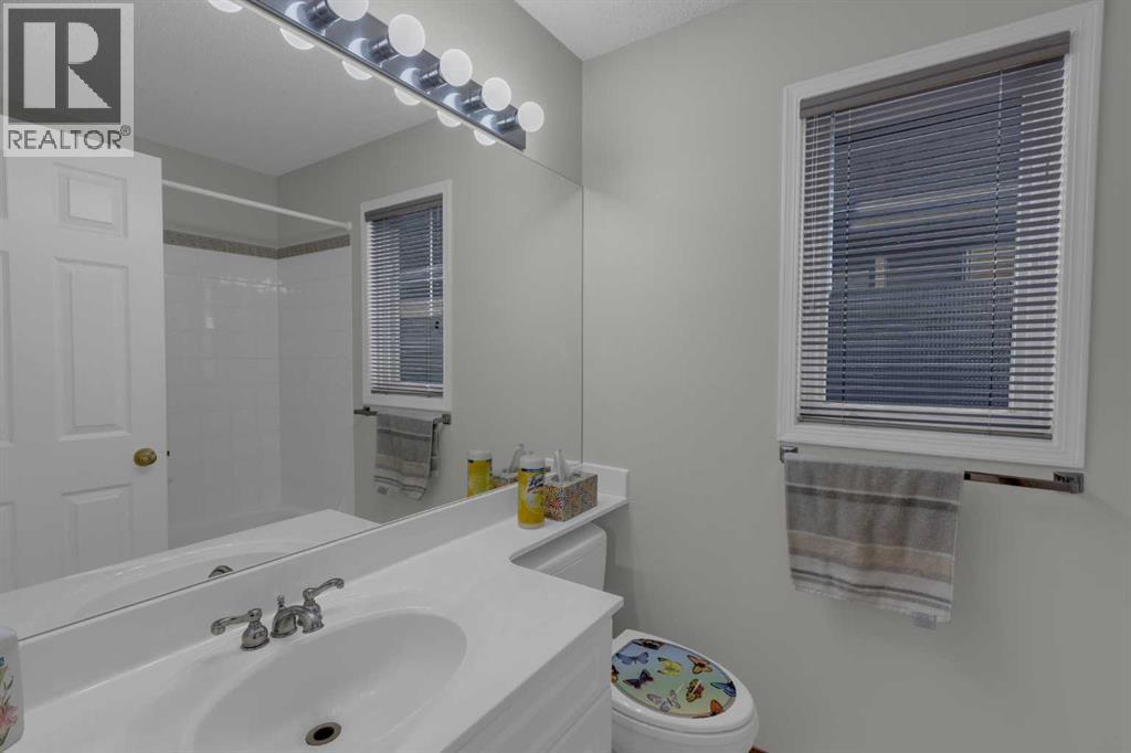 102 Edgebrook Heights Nw, Calgary, Alberta  T3A 5M5 - Photo 20 - A2264073