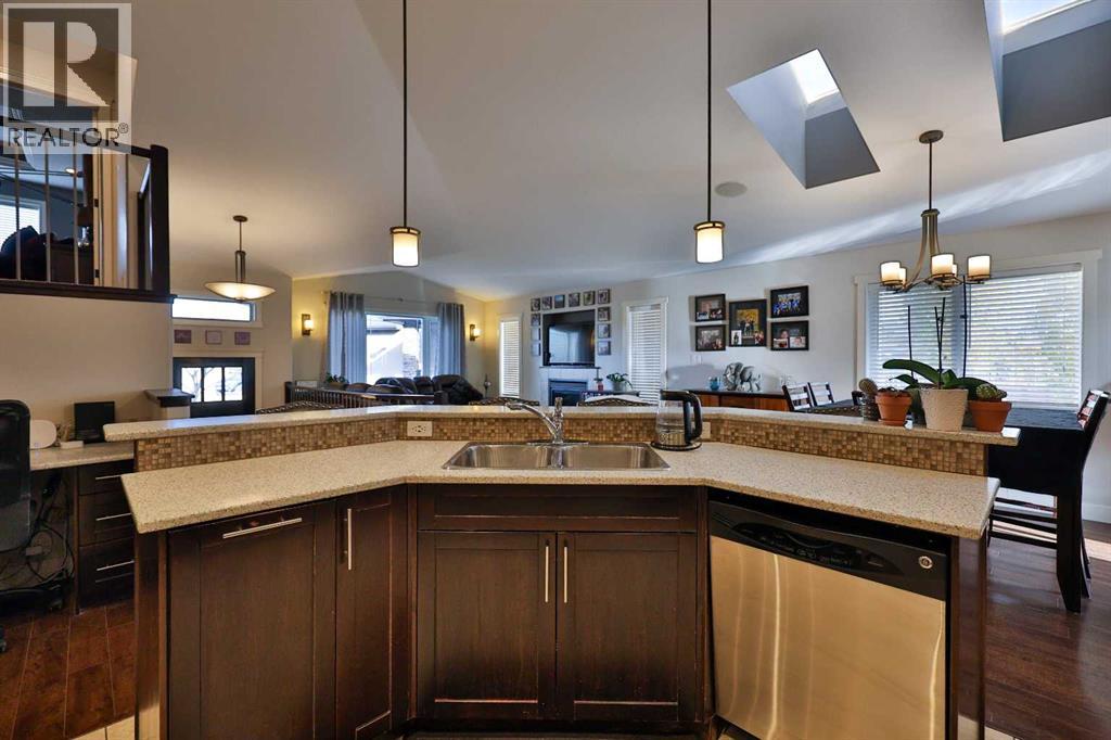 232 Sixmile Common S, Lethbridge, Alberta  T1K 5S7 - Photo 10 - A2267048