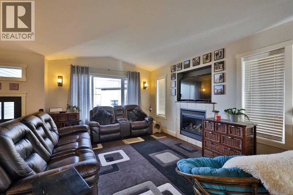 232 Sixmile Common S, Lethbridge, Alberta  T1K 5S7 - Photo 4 - A2267048