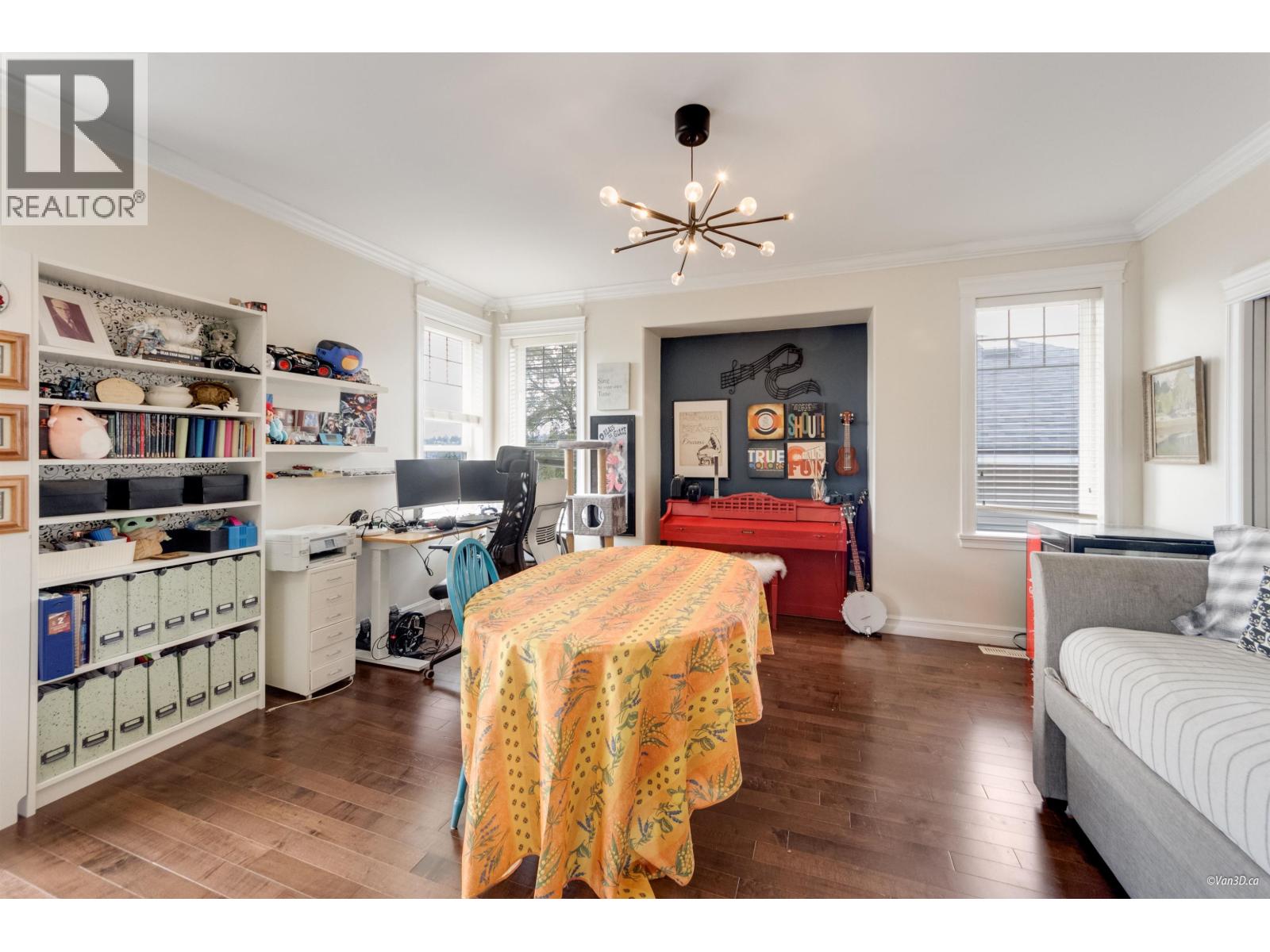 729 Delestre Avenue, Coquitlam, British Columbia  V3K 2G2 - Photo 9 - R3056099