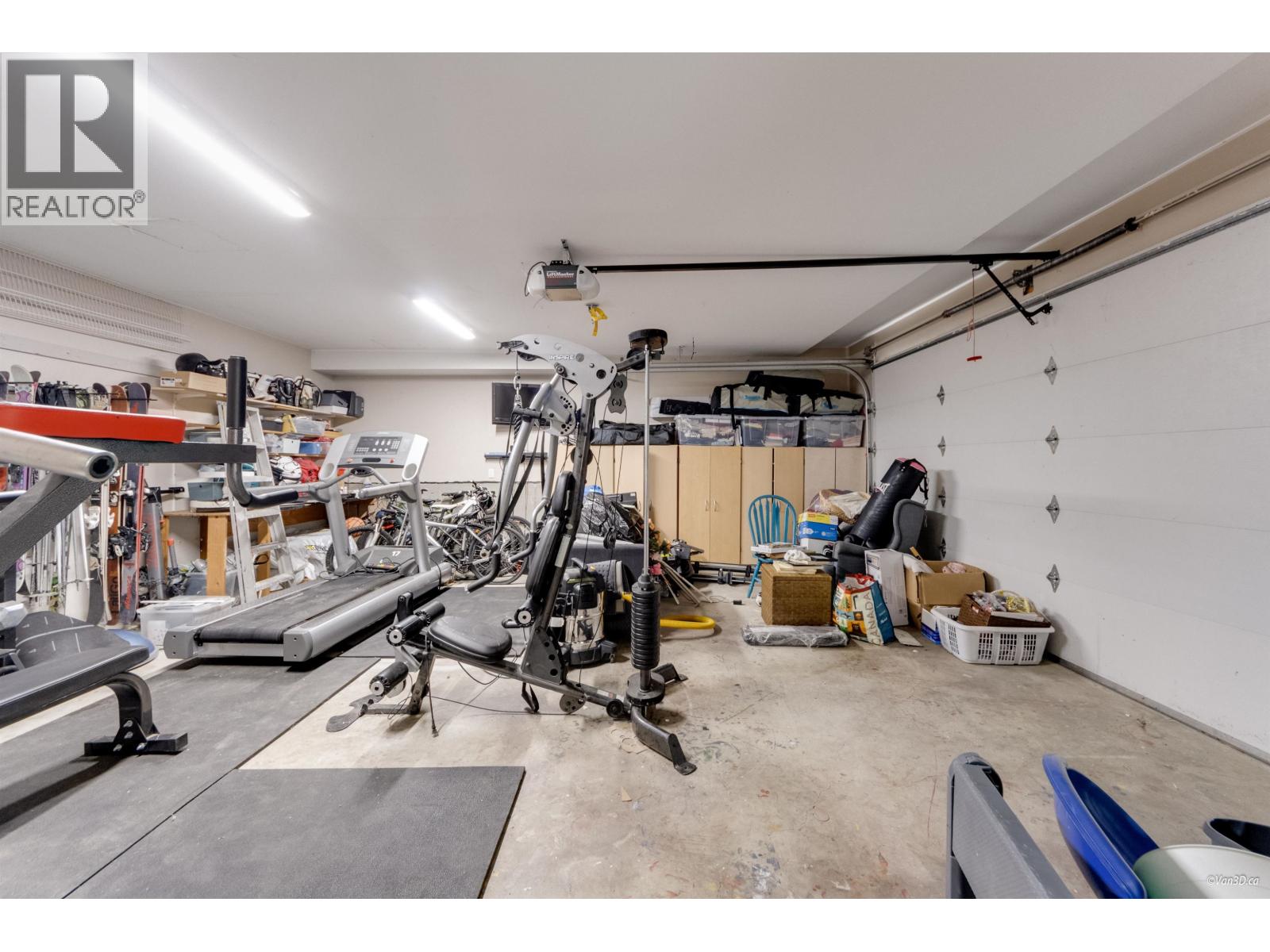 729 Delestre Avenue, Coquitlam, British Columbia  V3K 2G2 - Photo 36 - R3056099