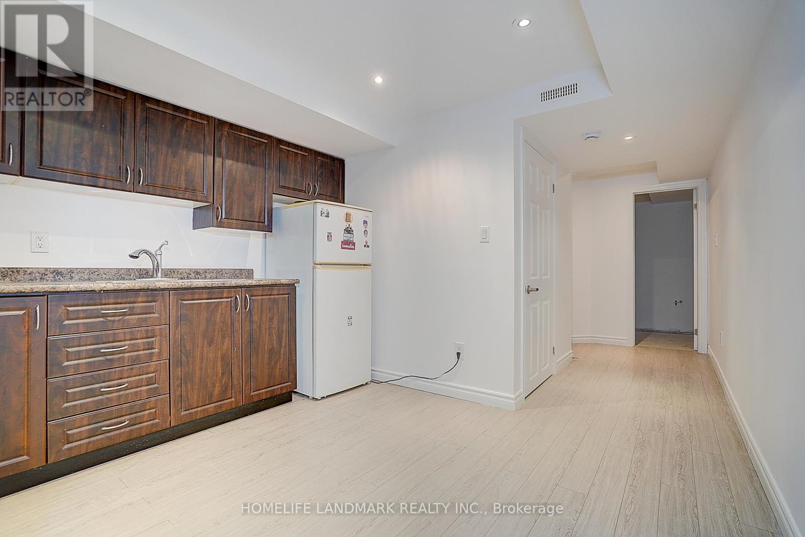 16 Beacon Piont Street, Markham, Ontario  L6E 0P3 - Photo 27 - N12500252