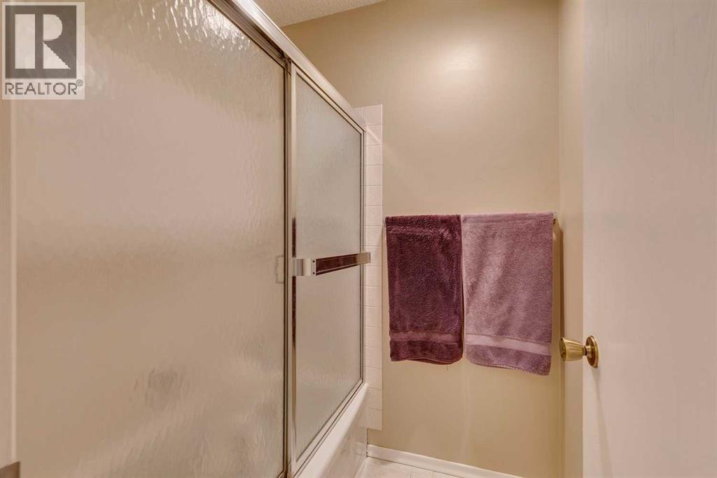 11, 10030 Oakmoor Way Sw, Calgary, Alberta  T2V 4S8 - Photo 31 - A2263830