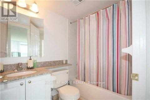 2105 - 5500 Yonge Street, Toronto, Ontario  M2N 7L1 - Photo 9 - C12500280