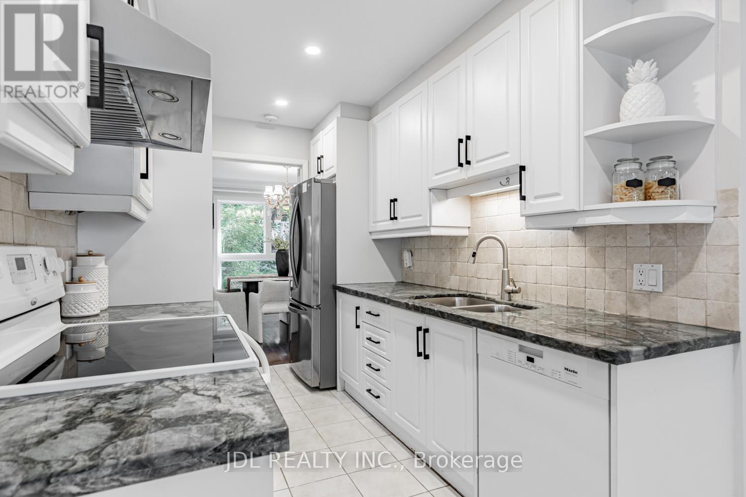 217 - 29 Scenic Mill Way, Toronto, Ontario  M2L 1S4 - Photo 8 - C12500288