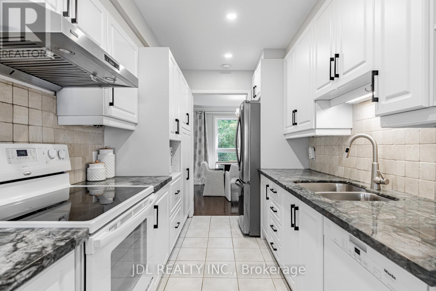 217 - 29 Scenic Mill Way, Toronto, Ontario  M2L 1S4 - Photo 9 - C12500288