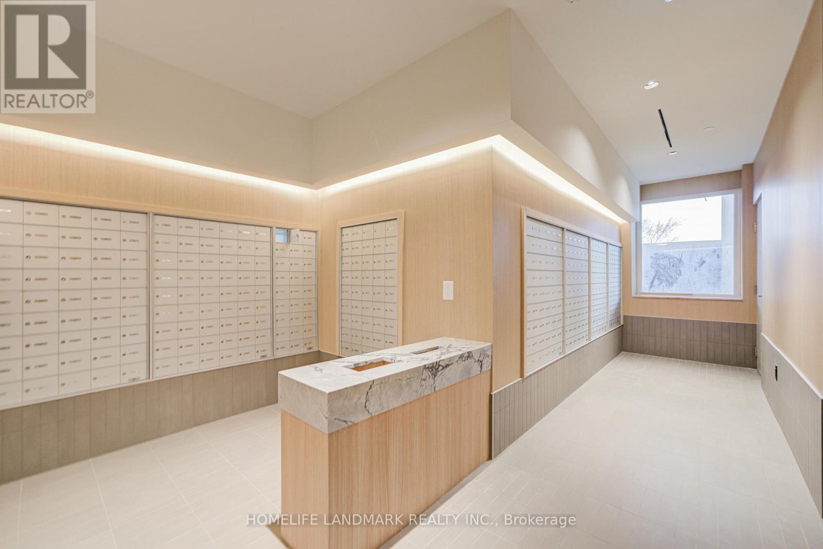 1208 - 395 Square One Drive, Mississauga, Ontario  L5B 0P6 - Photo 10 - W12498252