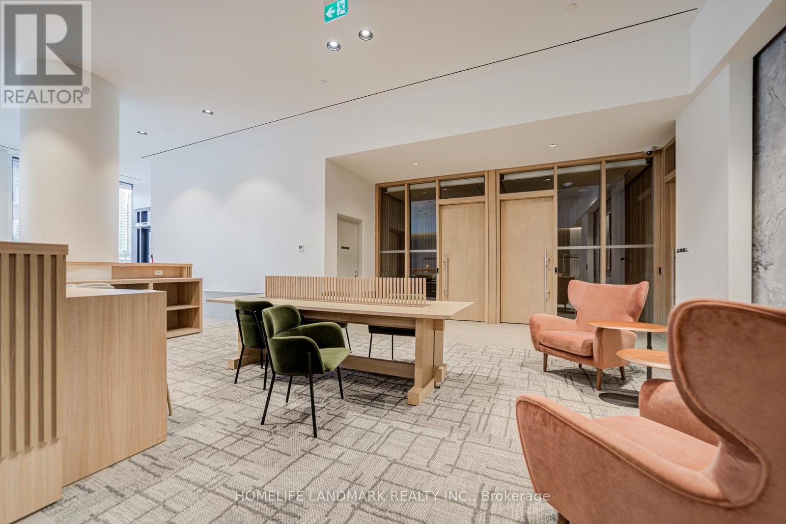 1208 - 395 Square One Drive, Mississauga, Ontario  L5B 0P6 - Photo 21 - W12498252