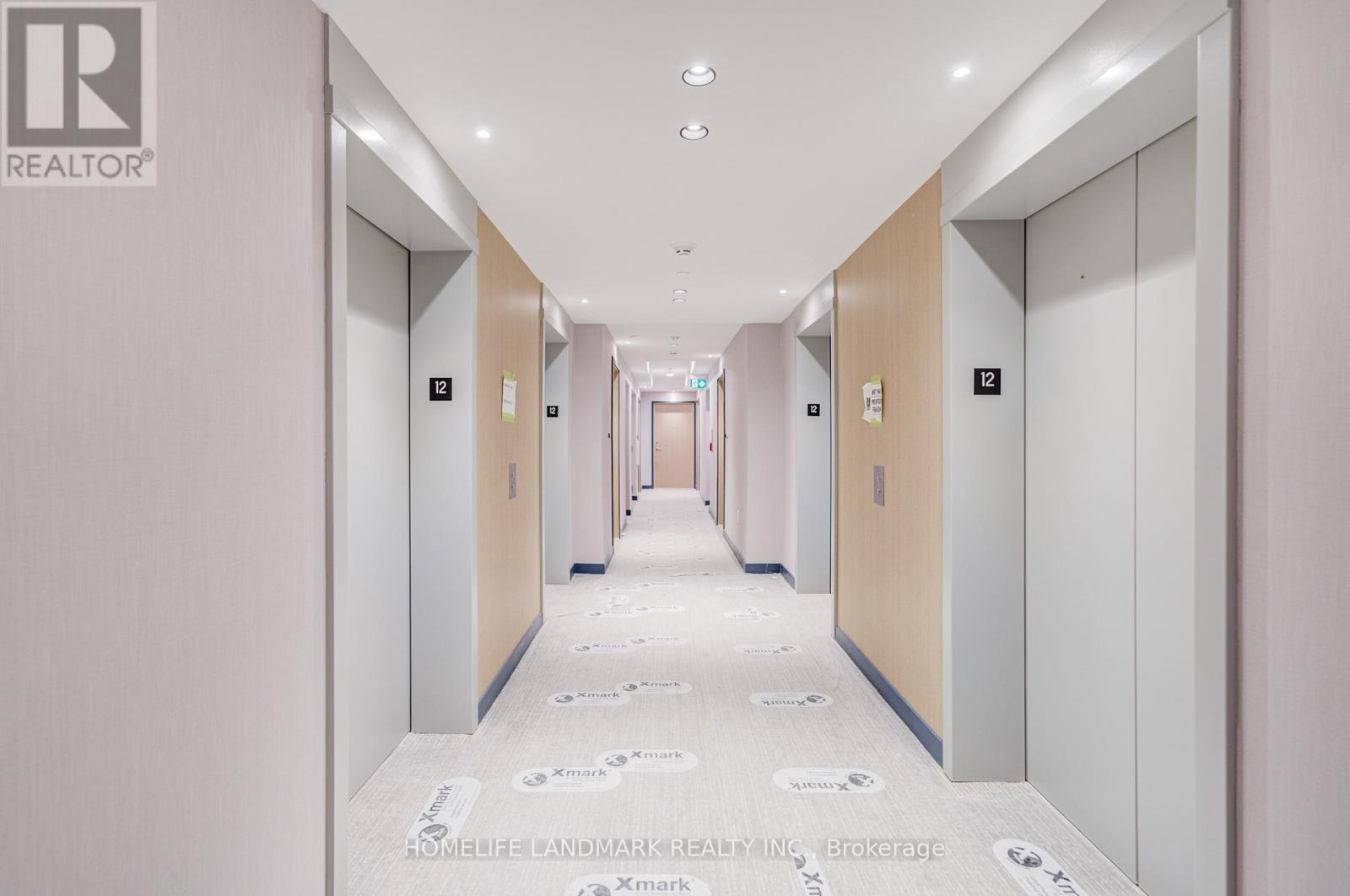 1208 - 395 Square One Drive, Mississauga, Ontario  L5B 0P6 - Photo 20 - W12498252