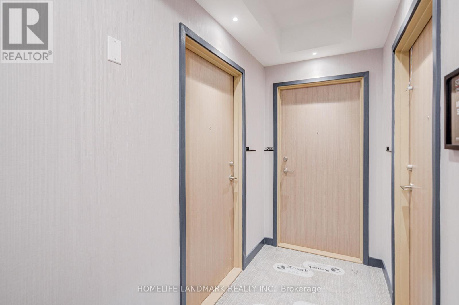 1208 - 395 Square One Drive, Mississauga, Ontario  L5B 0P6 - Photo 22 - W12498252