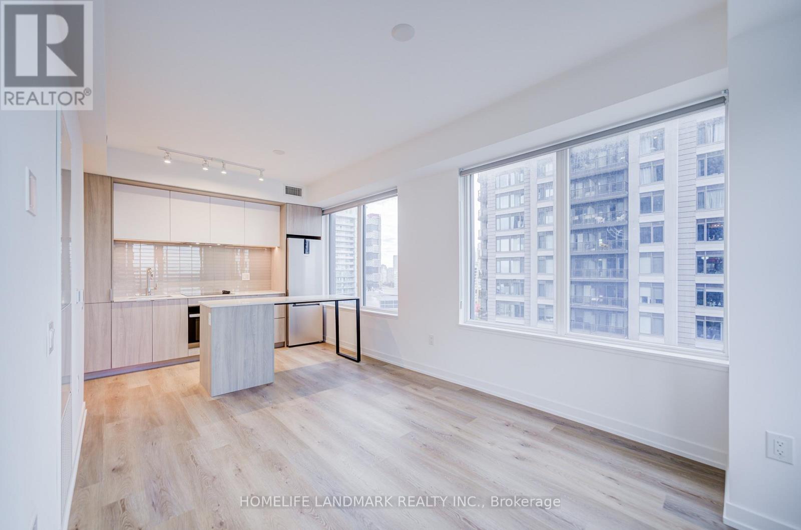 1208 - 395 Square One Drive, Mississauga, Ontario  L5B 0P6 - Photo 24 - W12498252