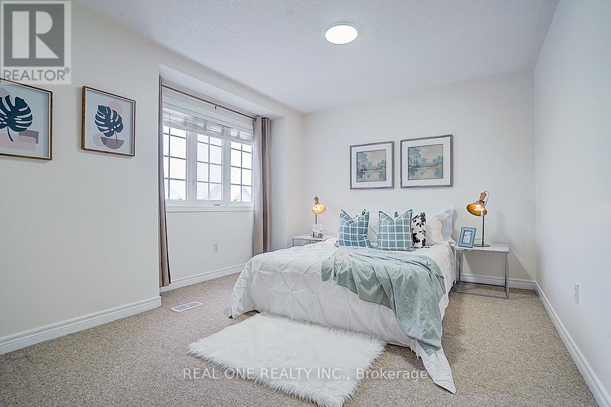 94 Barnwood Drive, Richmond Hill, Ontario  L4E 5A2 - Photo 31 - N12500270