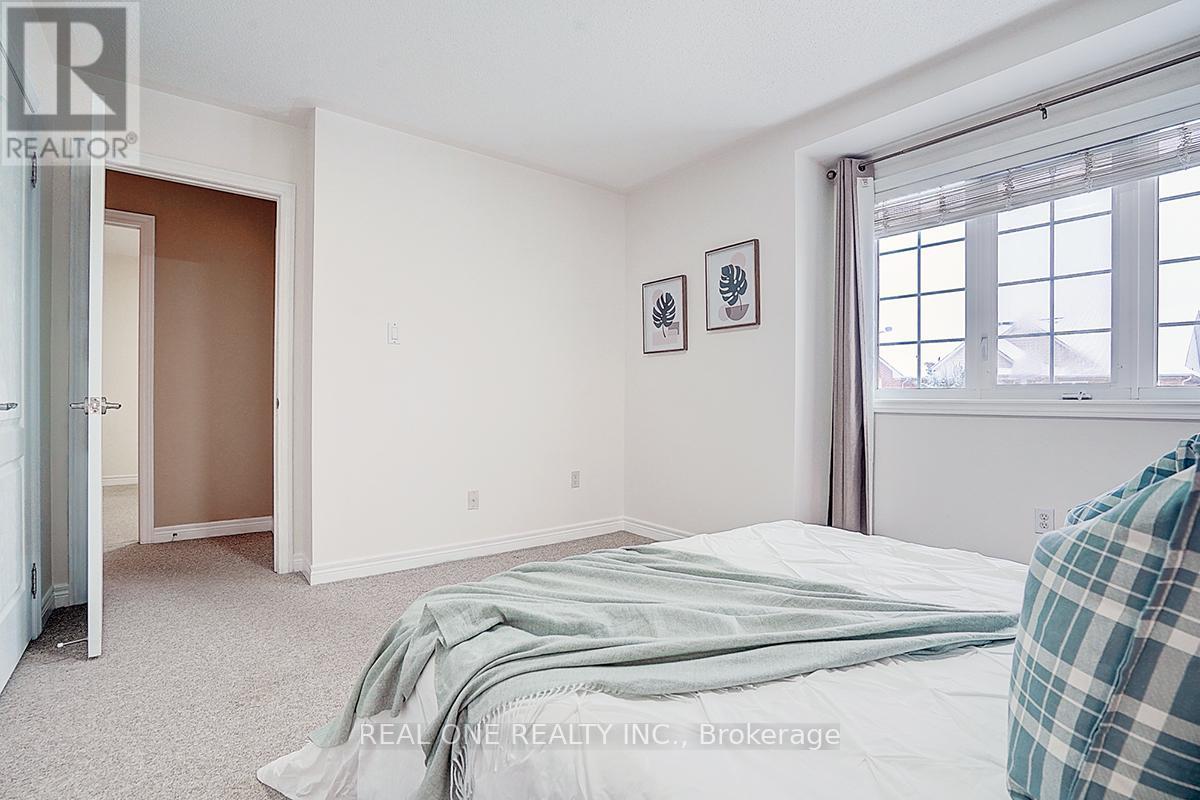 94 Barnwood Drive, Richmond Hill, Ontario  L4E 5A2 - Photo 32 - N12500270