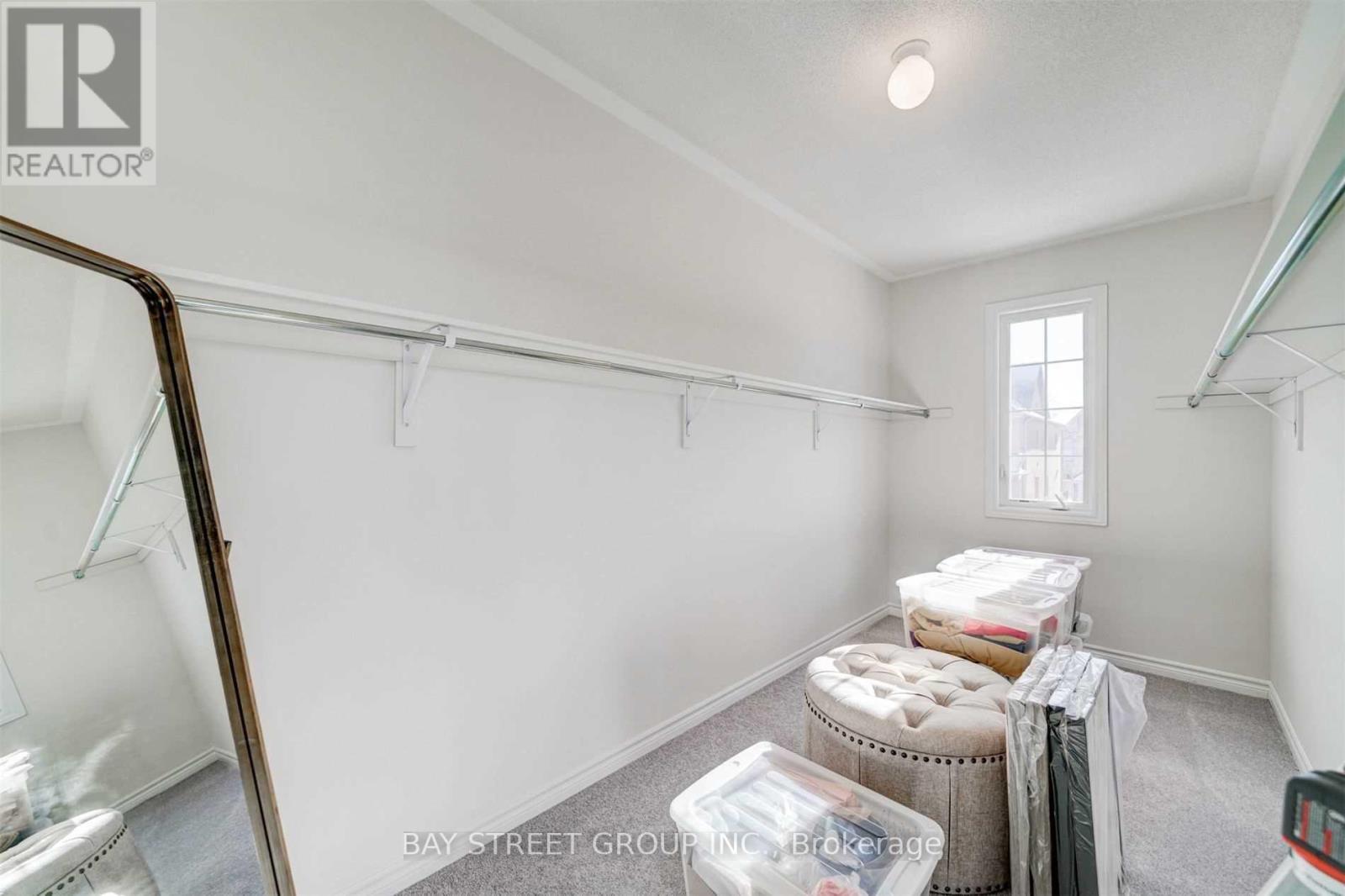 2 Valleo Street N, Georgina, Ontario  L4P 0J9 - Photo 30 - N12500290