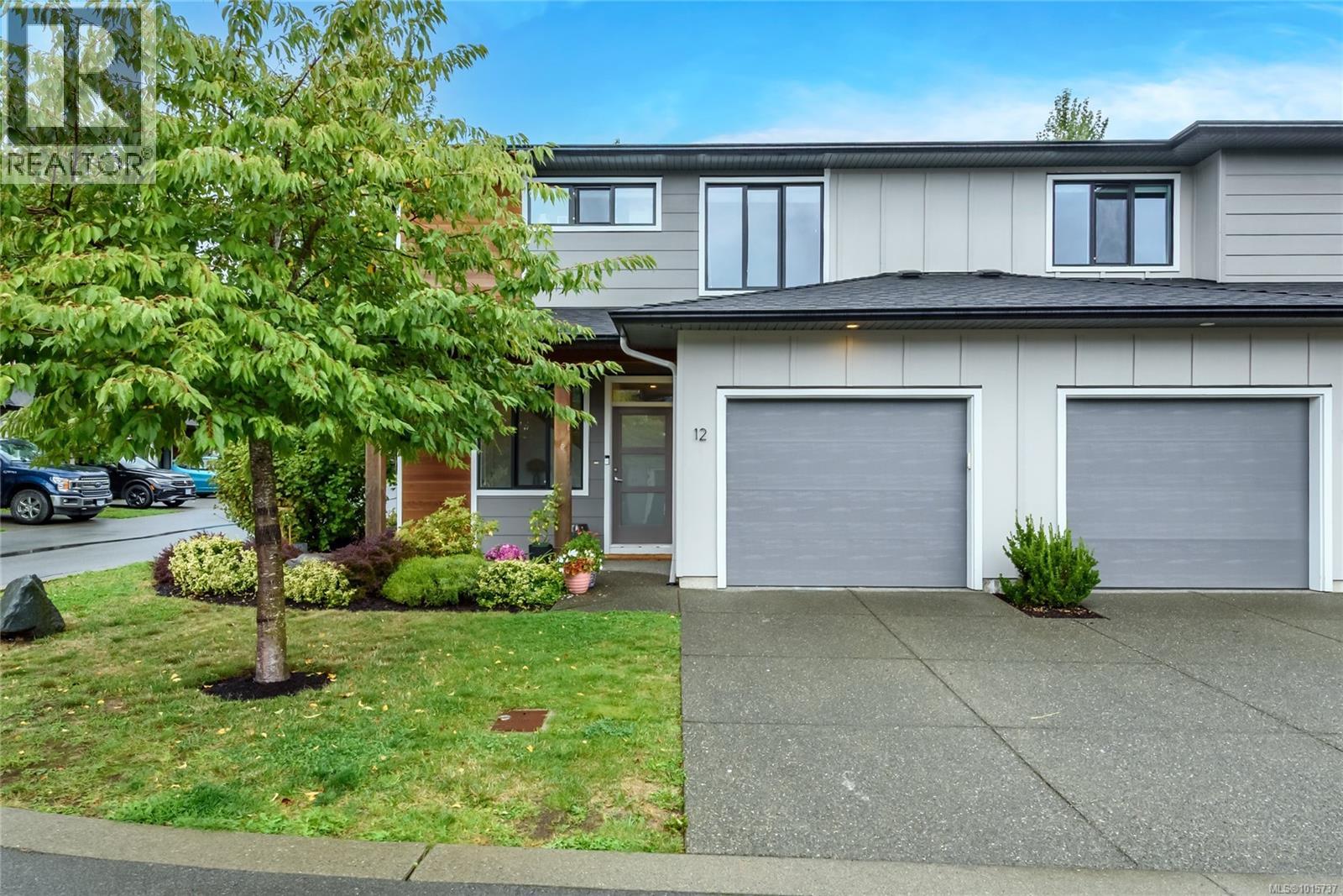 12 2607 Kendal Ave, Cumberland, British Columbia