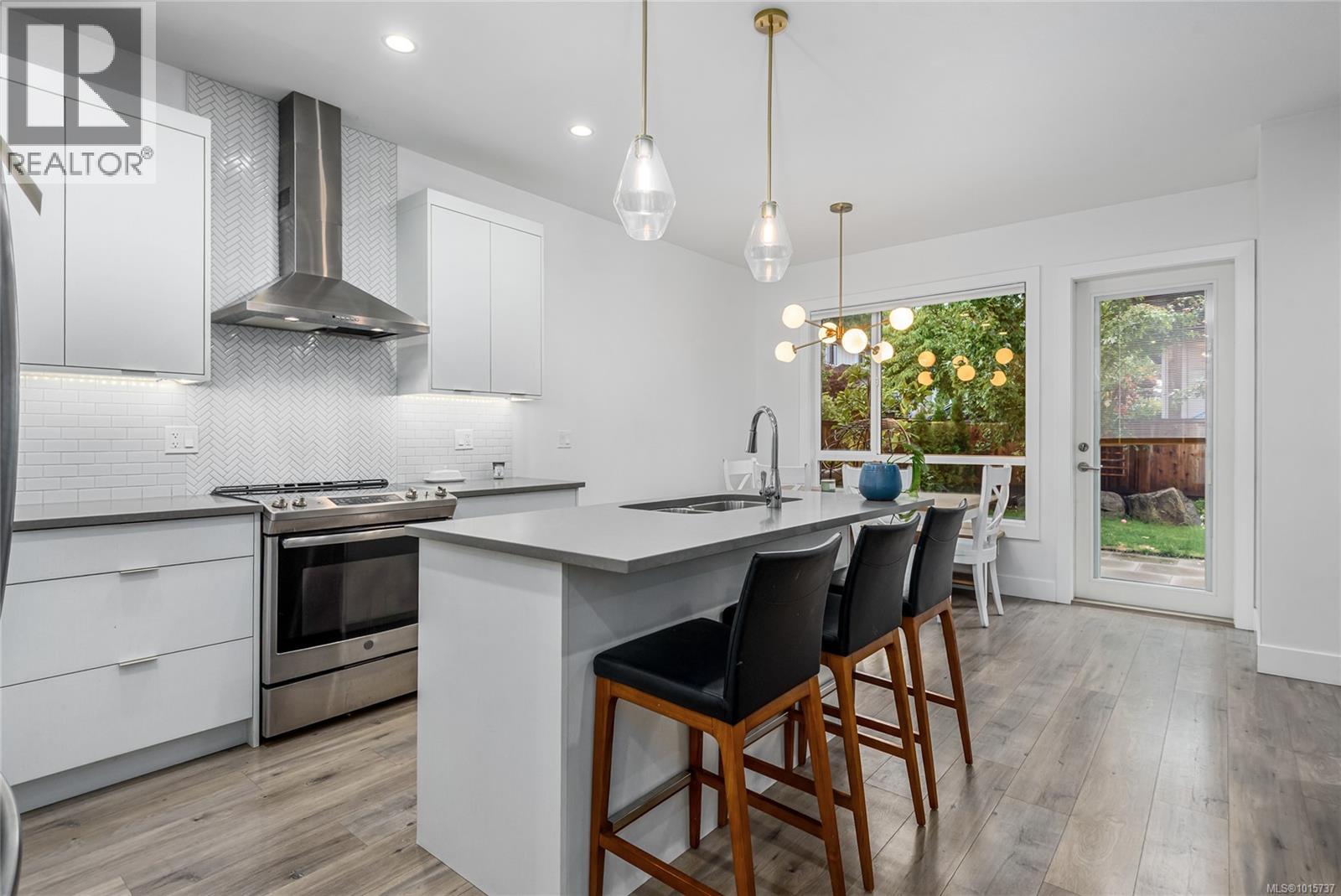 12 2607 Kendal Ave, Cumberland, British Columbia  V0R 1S0 - Photo 9 - 1015737