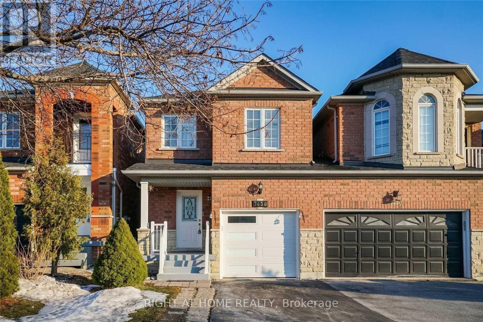 7438 MAGISTRATE TERRACE, Mississauga, Ontario
