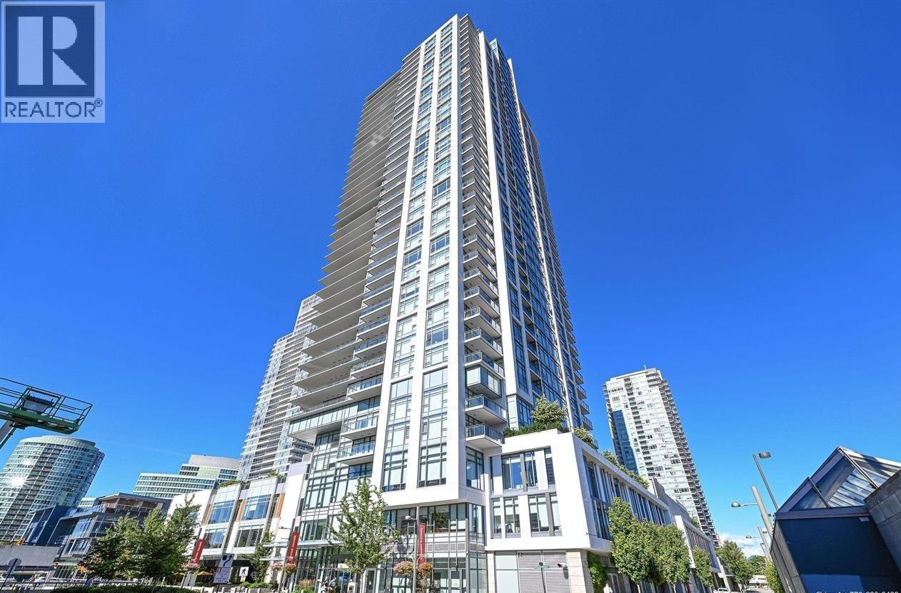 602 6098 STATION STREET, Burnaby, British Columbia