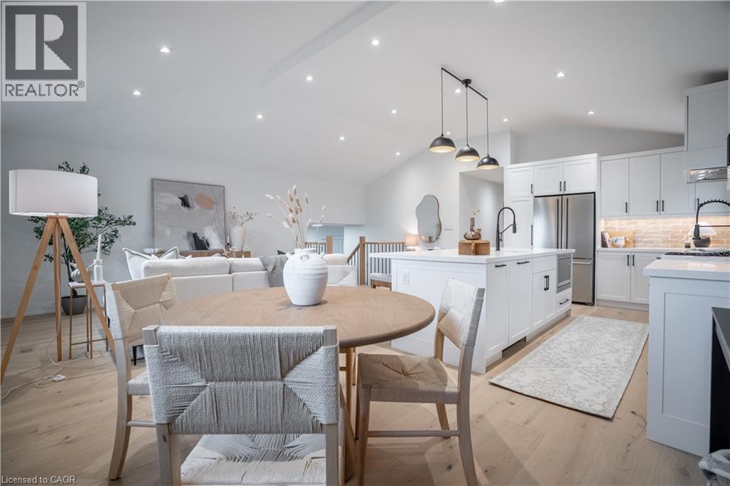 1365 Janina Boulevard, Burlington, Ontario  L7P 1K5 - Photo 10 - 40778610