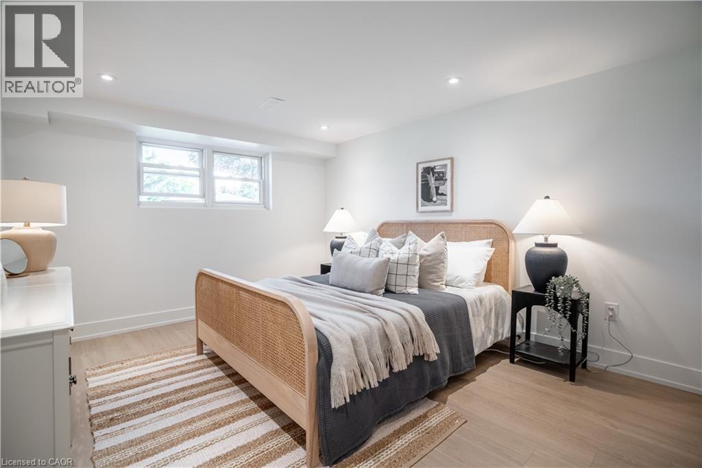 1365 Janina Boulevard, Burlington, Ontario  L7P 1K5 - Photo 31 - 40778610