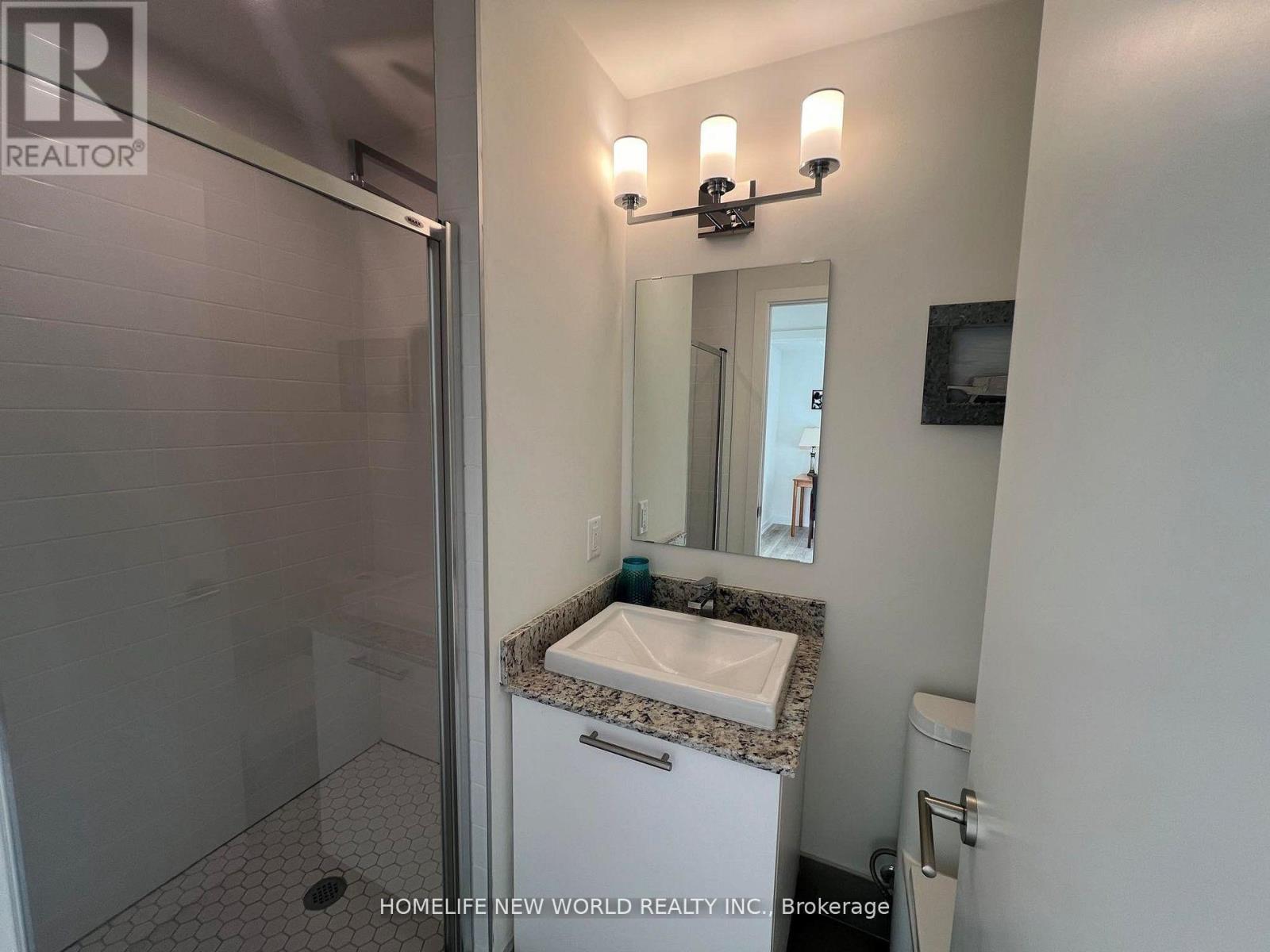 306 - 101 Cathedral High Street, Markham, Ontario  L6C 3L8 - Photo 12 - N12500328