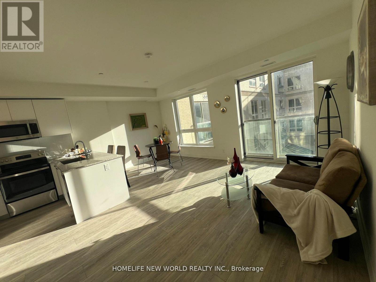 306 - 101 Cathedral High Street, Markham, Ontario  L6C 3L8 - Photo 5 - N12500328