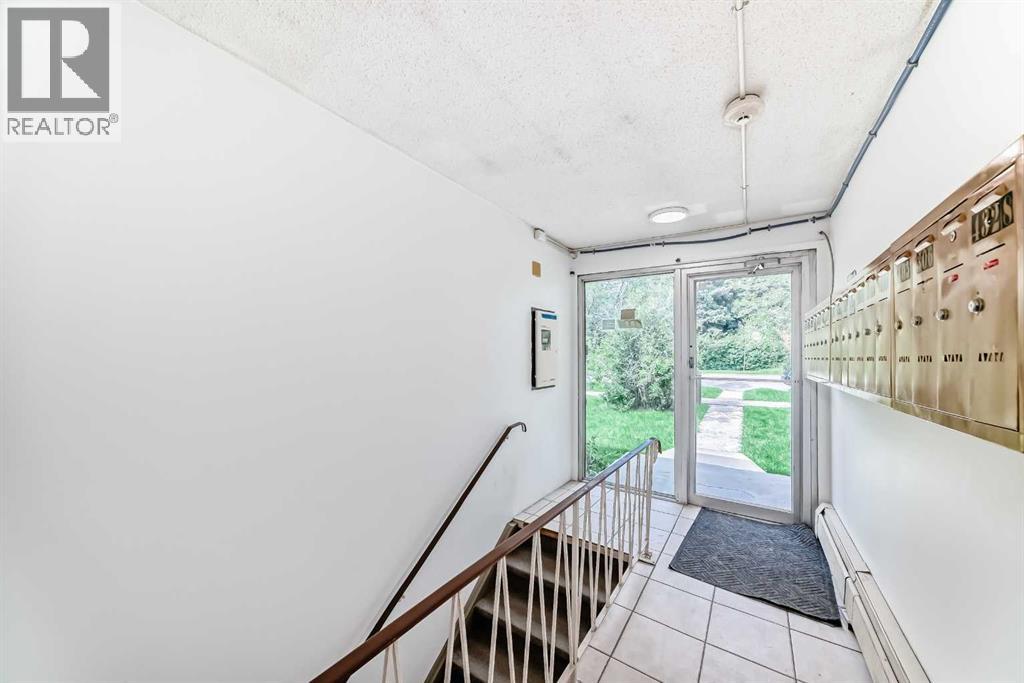 303, 4328 4 Street Nw, Calgary, Alberta  T2K 1A2 - Photo 32 - A2246949