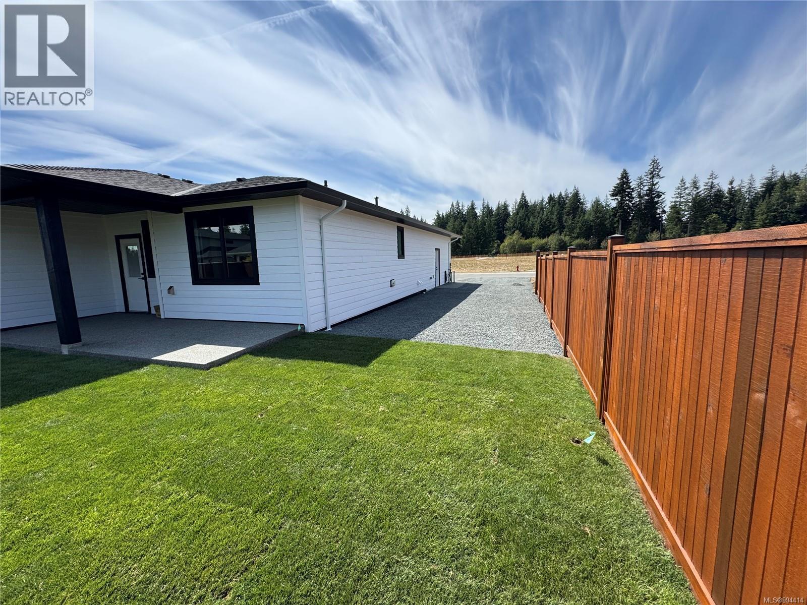 766 Sitka St, Campbell River, British Columbia  V9H 0G4 - Photo 5 - 994414