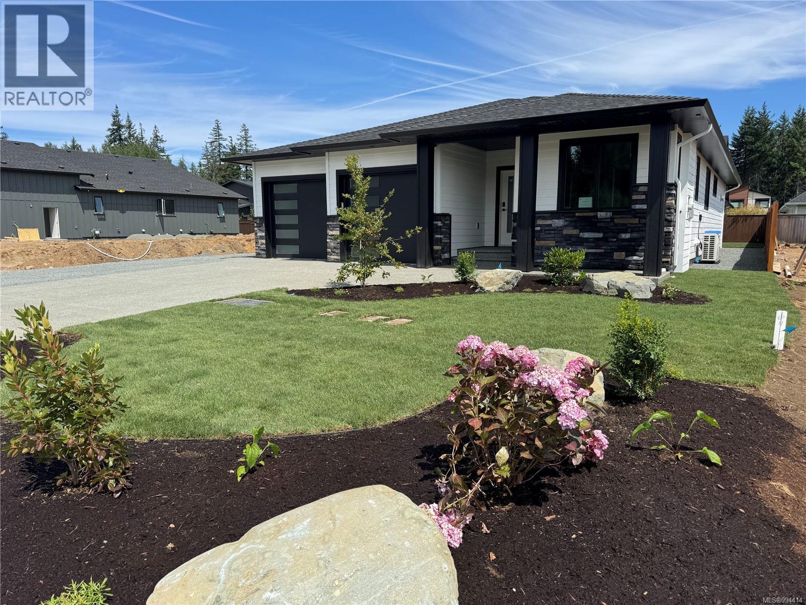 766 Sitka St, Campbell River, British Columbia