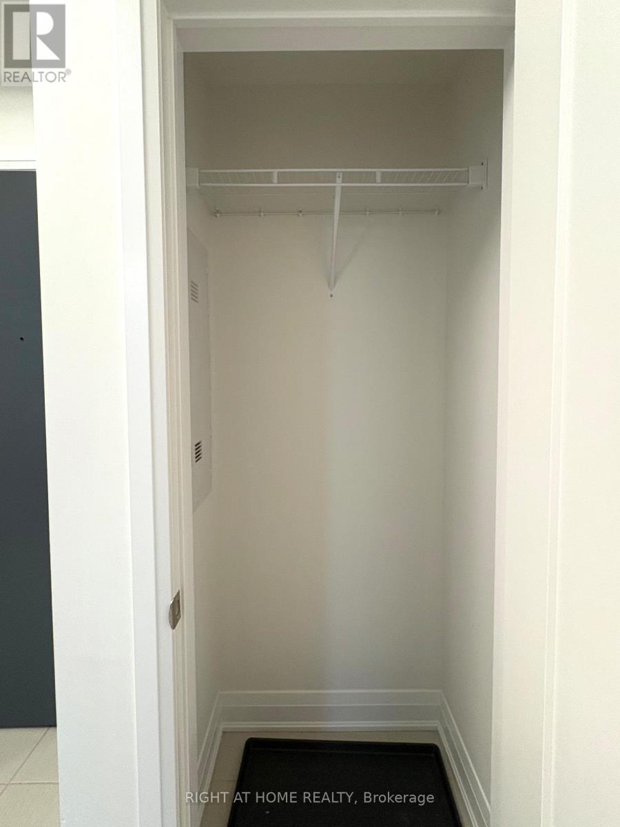 513 - 16 Concord Place, Grimsby, Ontario  L3M 0J1 - Photo 11 - X12500330