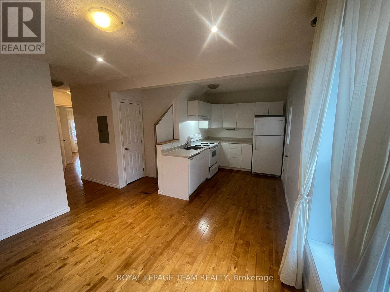 2 - 519 Lyon Street N, Ottawa, Ontario  K1R 5X8 - Photo 4 - X12500350