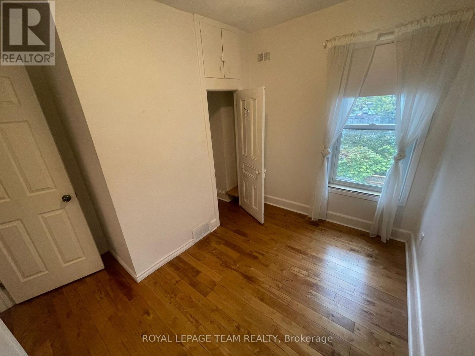 2 - 519 Lyon Street N, Ottawa, Ontario  K1R 5X8 - Photo 5 - X12500350