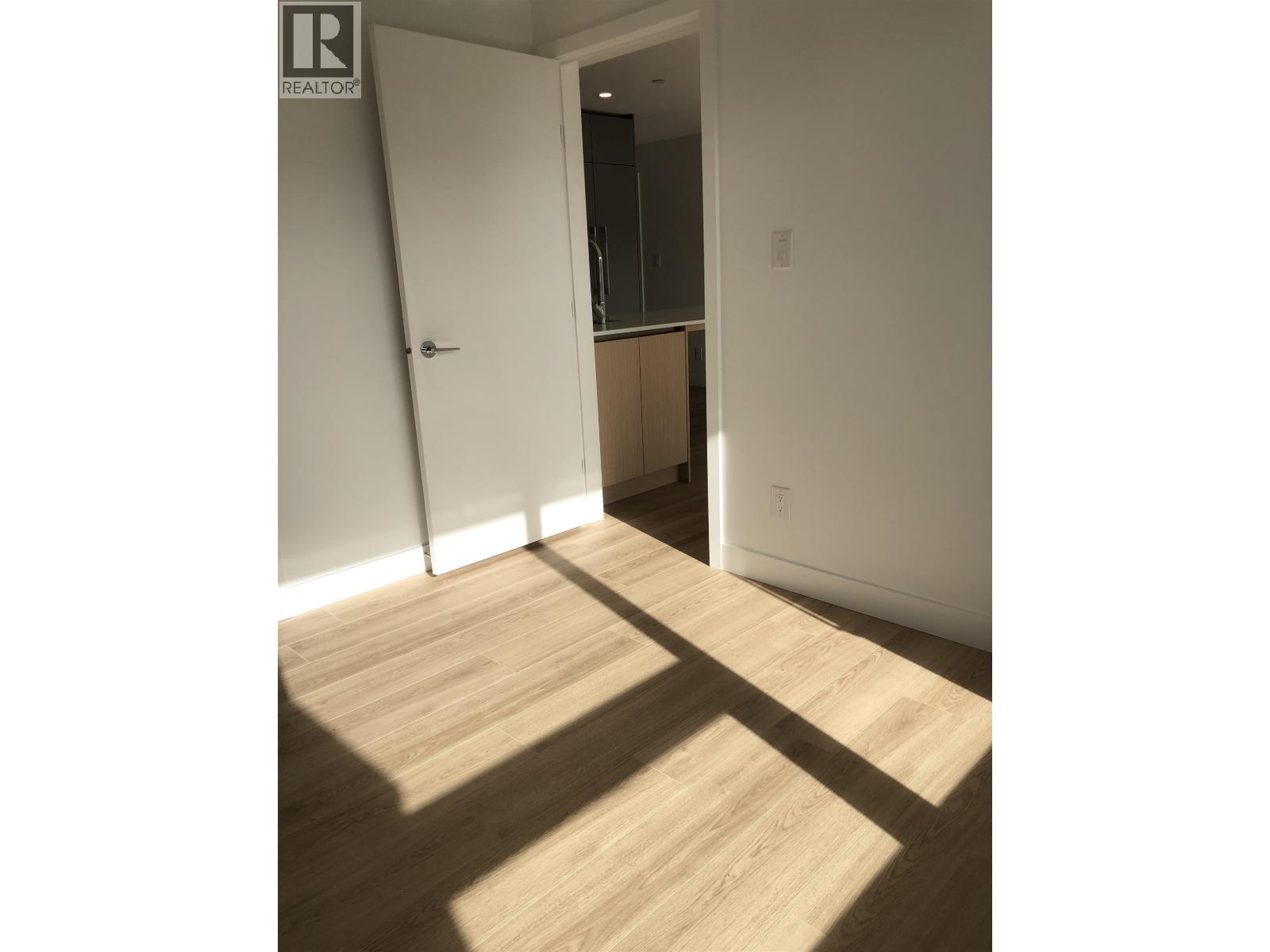 807 7977 Lansdowne Road, Richmond, British Columbia  V6X 0X7 - Photo 9 - R3063388