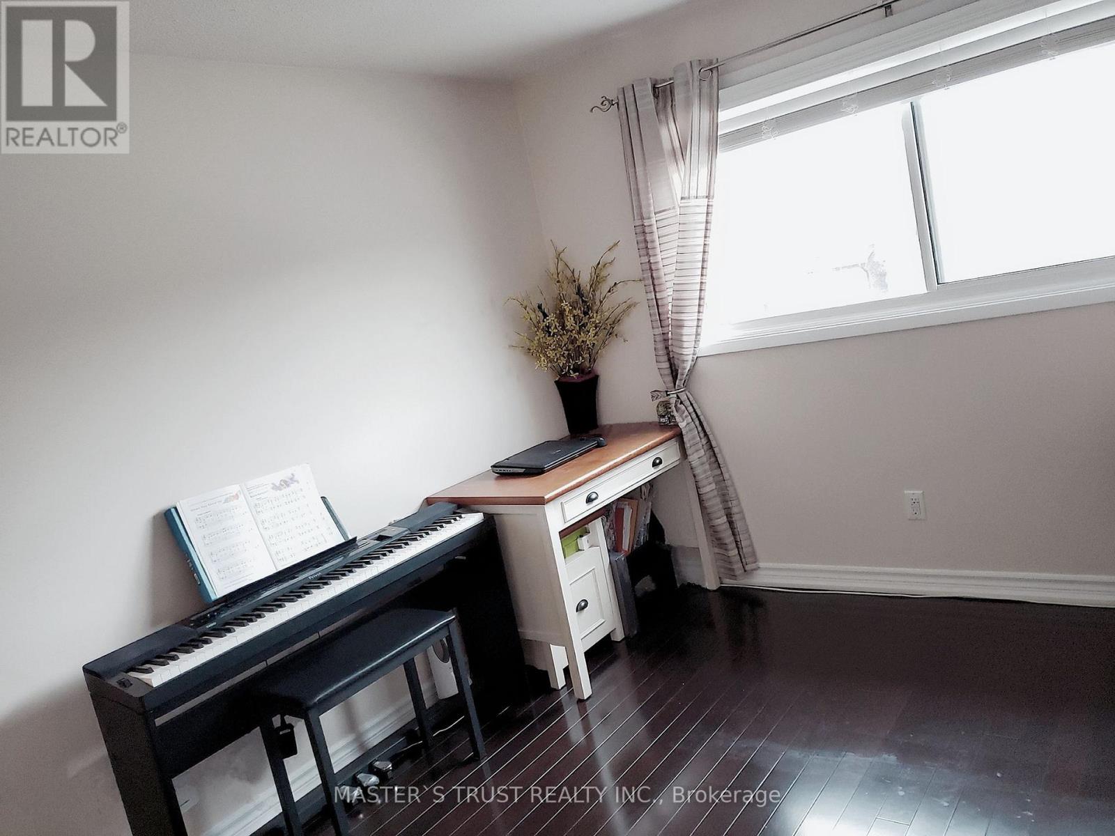 20 O'halloran Crescent, Toronto, Ontario  M1V 2C3 - Photo 12 - E12499190