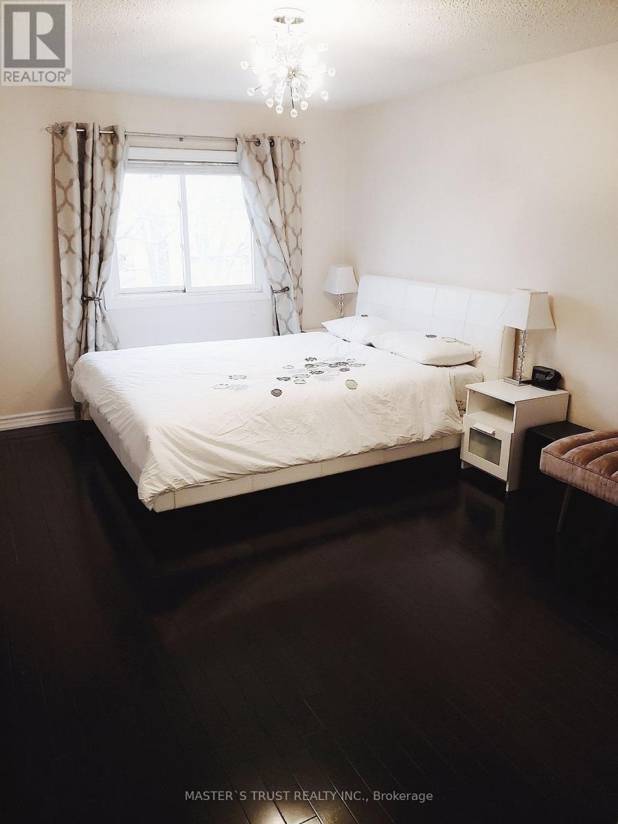 20 O'halloran Crescent, Toronto, Ontario  M1V 2C3 - Photo 9 - E12499190