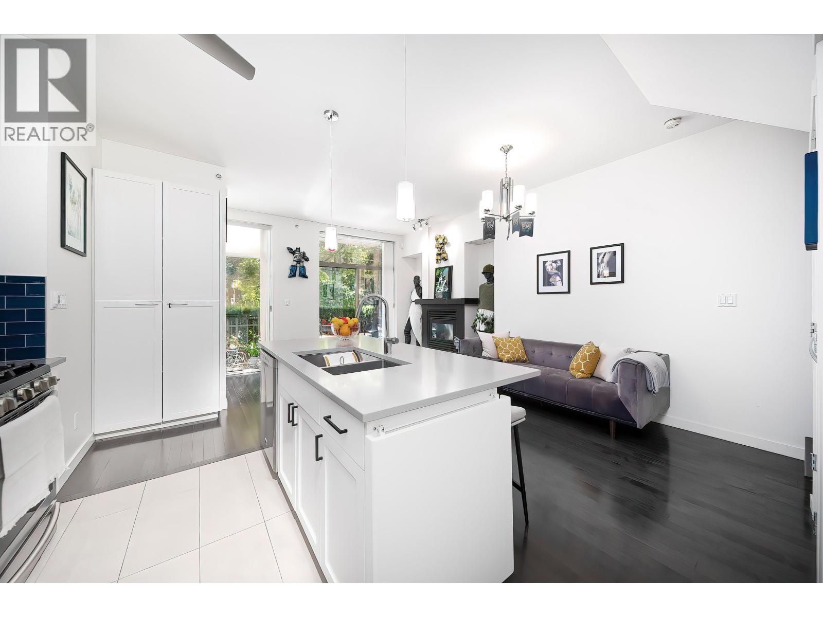 983 Richards Street, Vancouver, British Columbia  V6B 3B6 - Photo 5 - R3027213