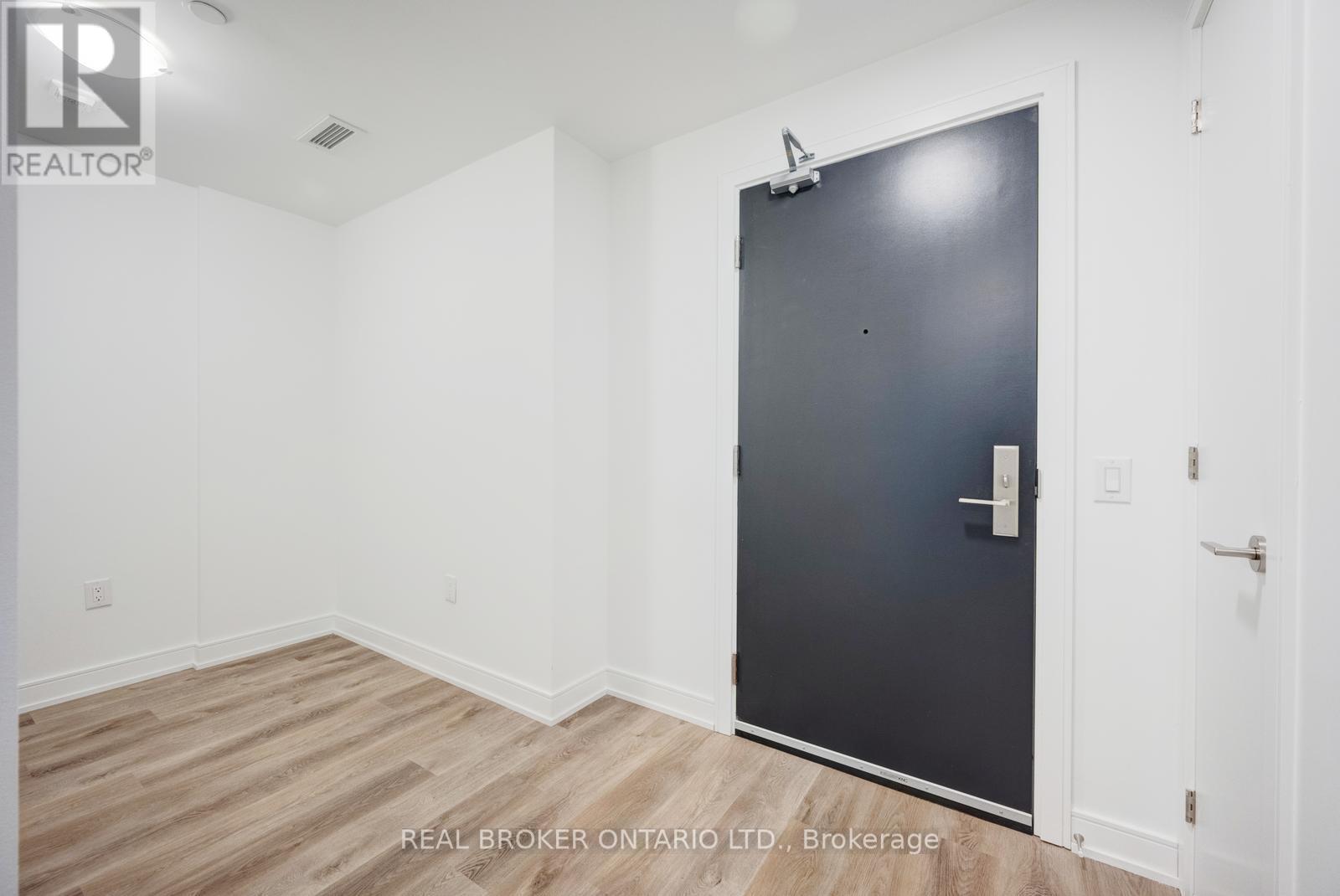 630 - 3009 Novar Road, Mississauga, Ontario  L5B 0P9 - Photo 5 - W12500334