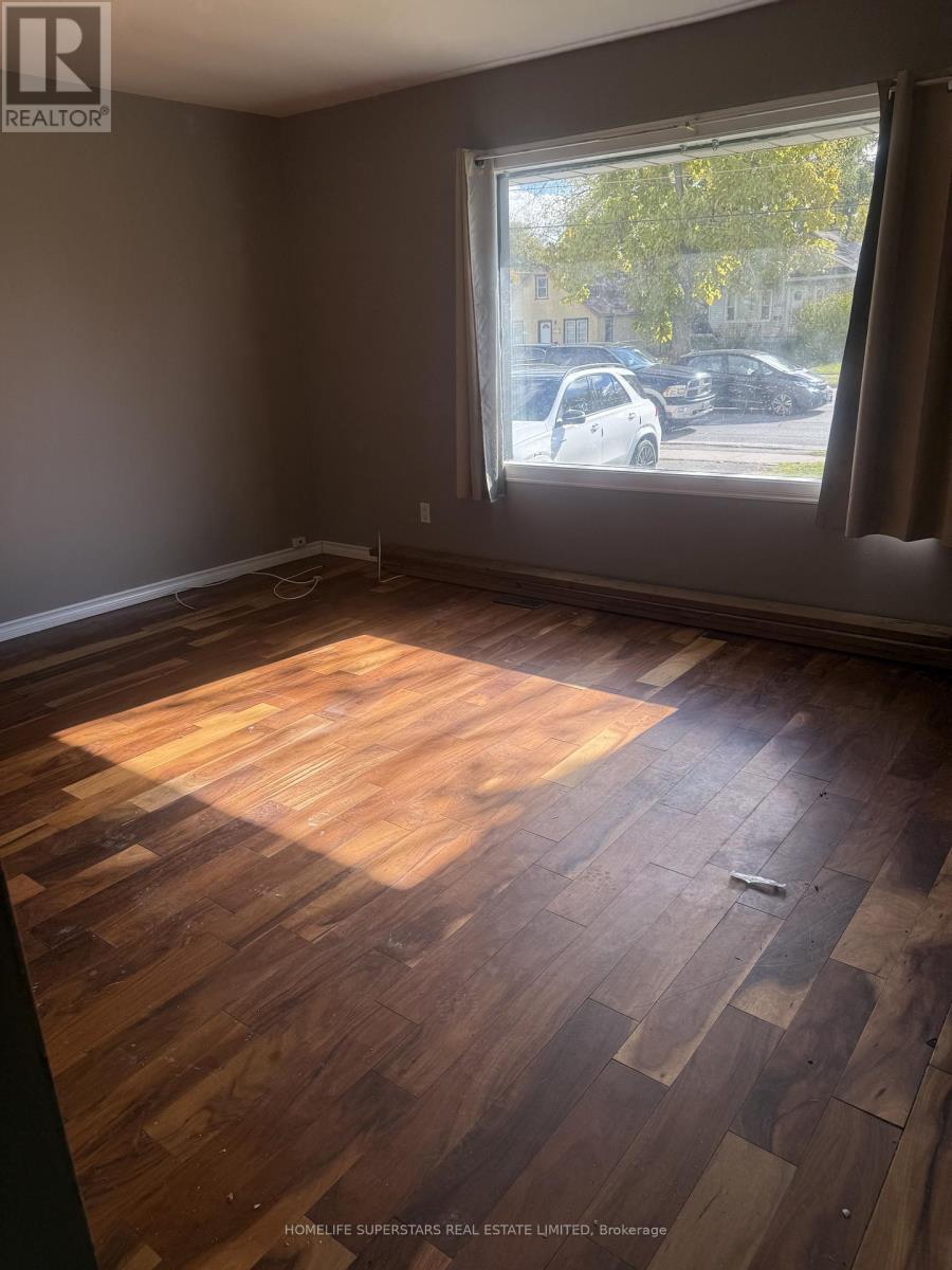 Unit#1 - 6391 Mcleod Road, Niagara Falls, Ontario  L2G 3G2 - Photo 14 - X12500384